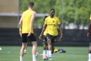 TRAINING YB