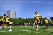 TRAINING YB
