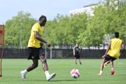 TRAINING YB