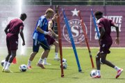 TRAINING SERVETTE