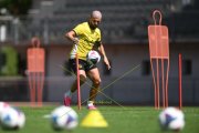 TRAINING YB