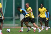 TRAINING YB