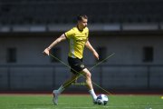 TRAINING YB