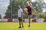 SCHWEIZ FRAUEN TRAINING