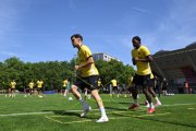 TRAINING YB