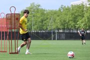 TRAINING YB