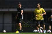 TRAINING YB