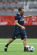 TRAINING THUN