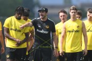 TRAINING YB
