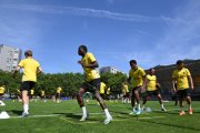 TRAINING YB