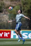 TRAINING SCHWEIZ