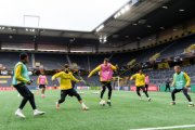 TRAINING YB