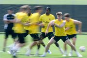 TRAINING YB