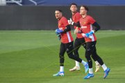 TRAINING YB