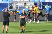 TRAINING YB