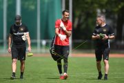 TRAINING YB