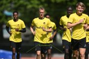 TRAINING YB