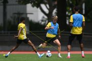 TRAINING YB