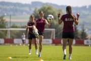 SCHWEIZ FRAUEN TRAINING