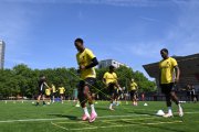 TRAINING YB