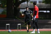TRAINING YB