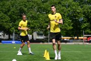 TRAINING YB
