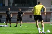 TRAINING YB