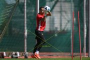 TRAINING YB