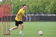 TRAINING YB
