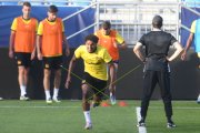 TRAINING YB