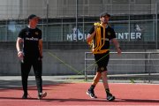 TRAINING YB